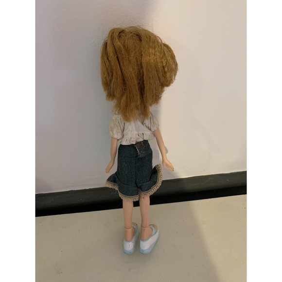 Vintage 2001 Bratz MGA Purple Eyes Meygan Fashion Doll ‎ - Denim Skirt - Picture 4 of 4